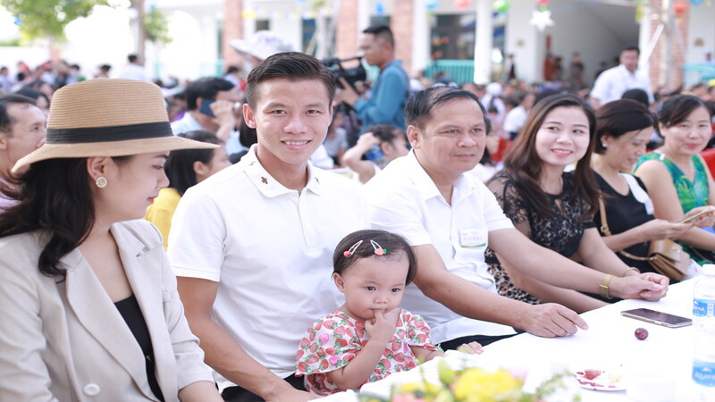 tac gia que ngoc hai 4 Đóng góp xã hội thể hiện qua hoạt động từ thiện, hỗ trợ giáo dục, y tế, dự án khác