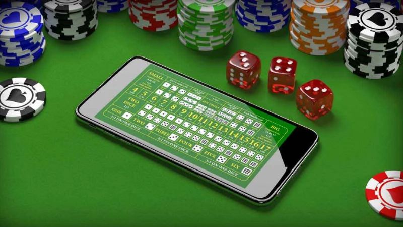 Tìm hiểu chi tiết xí ngầu Sicbo là gì?
